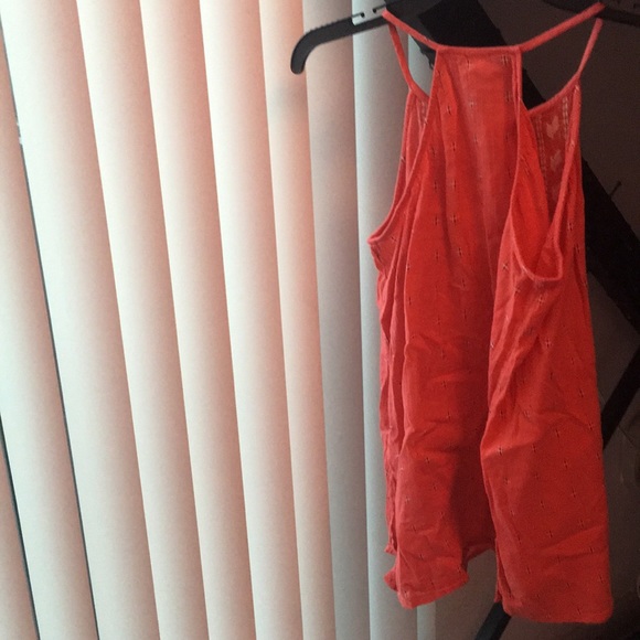 Old Navy tank - Picture 5 of 5